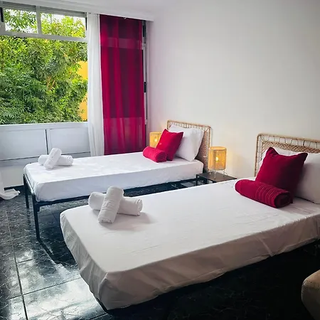 Cozy 2-Bed & Sofa-Bed Studio In Los Cristianos Los Cristianos  Exterior photo
